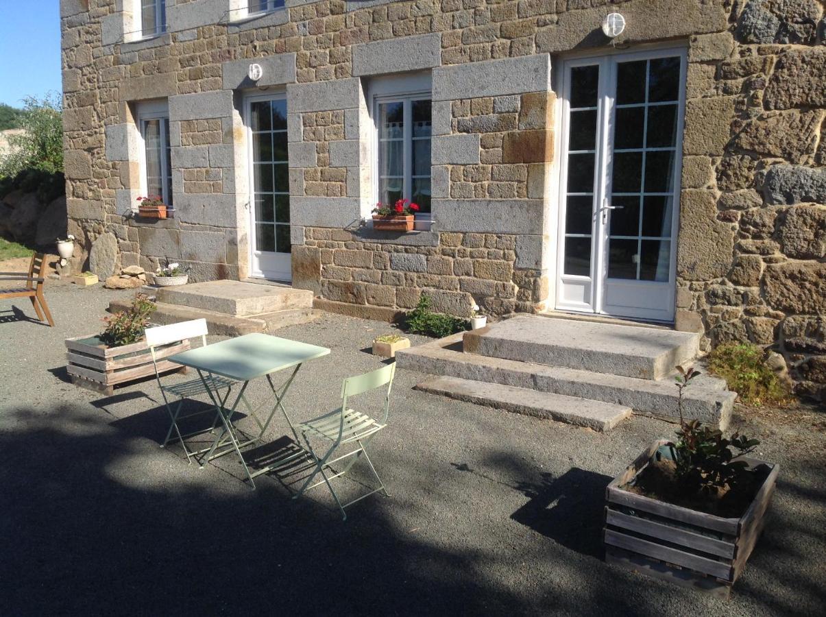 Les Rocailles Hotel La Foret-Auvray Exterior foto